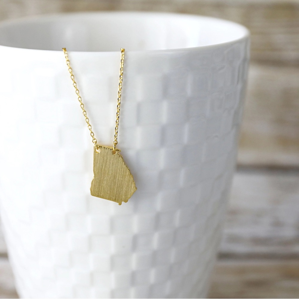 🌟2x Host Pick🌟Gold Georgia Necklace